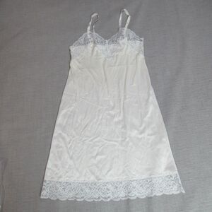 VTG 80s Komar Slip Size 36 Average Off White Satiny Nylon Lace Frilly Feminine